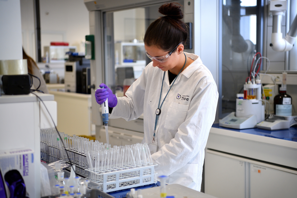 La qualité au cœur des exigences de la R&D de Théa