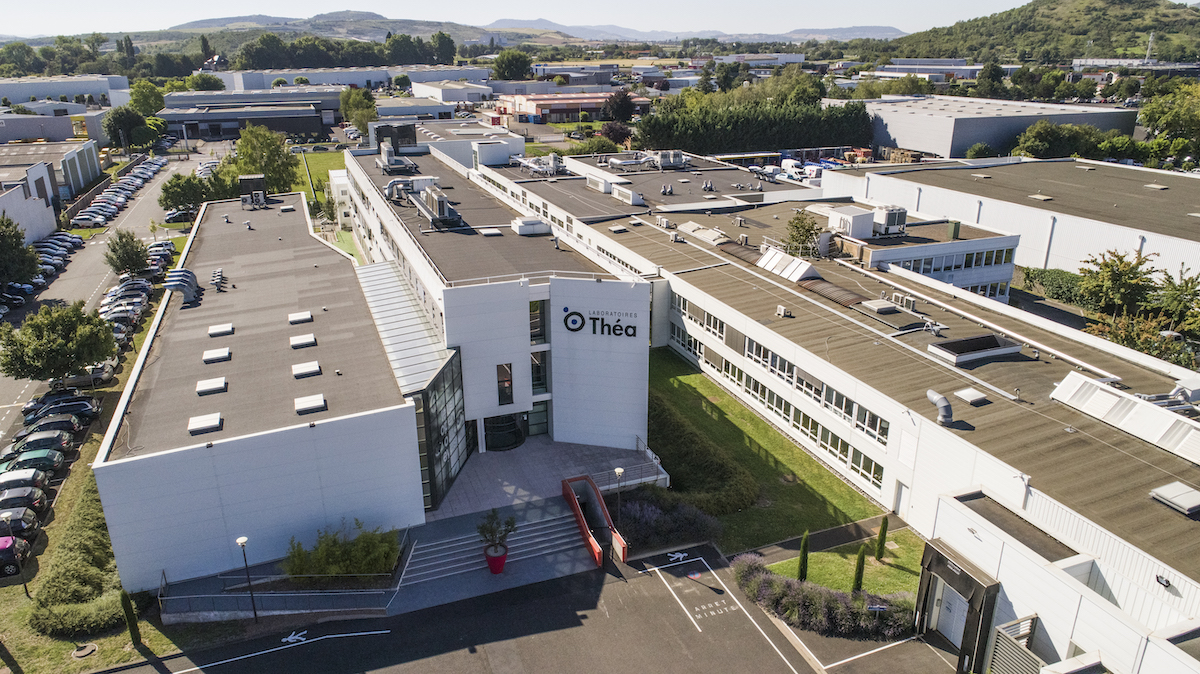 Un laboratoire R&D chez Théa